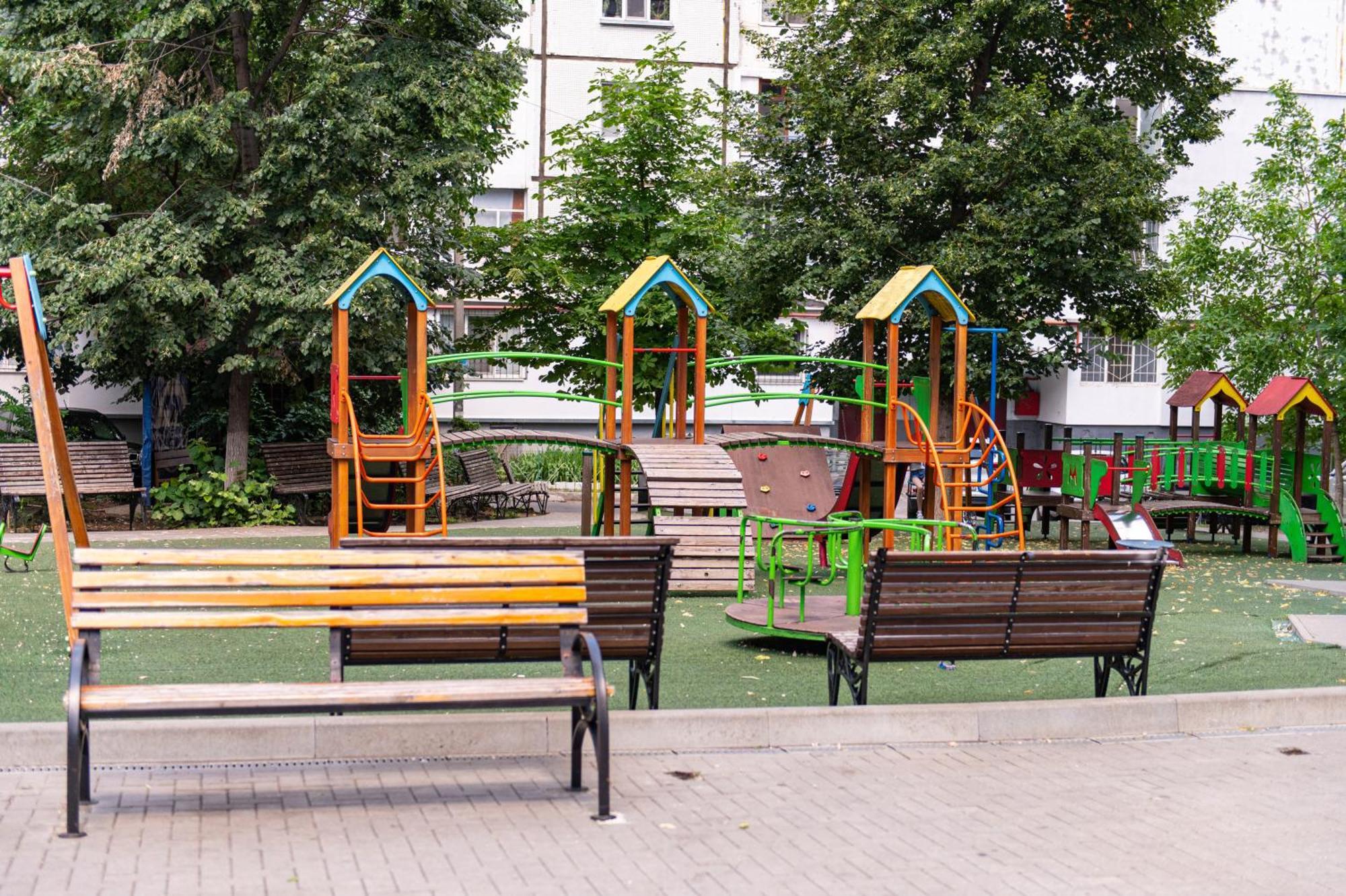 Sky House Exclusive Apartments Chisinau Exterior photo